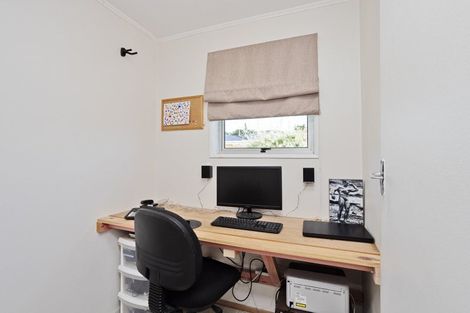 Photo of property in 30 Girvan Street, Wallacetown, 9816