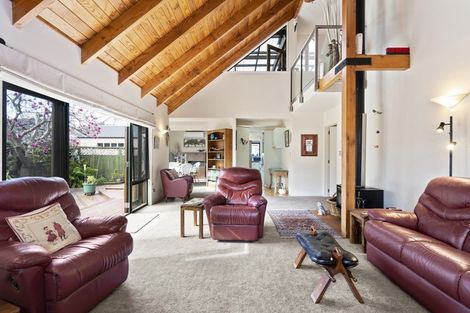 Photo of property in 48 King Street, Cambridge, 3434