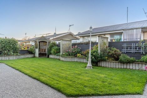 Photo of property in 100 Park Street, Winton, 9720