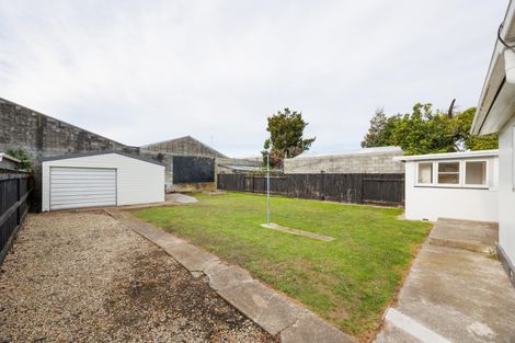 Photo of property in 31 Lombard Street, Palmerston North, 4410