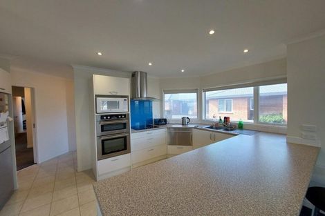 Photo of property in 33 Clemow Road, Fitzroy, New Plymouth, 4312