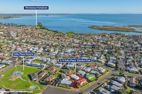 Photo of property in 2/5 Volta Place, Clendon Park, Auckland, 2103