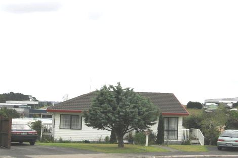 Photo of property in 14 Altair Place, Windsor Park, Auckland, 0632