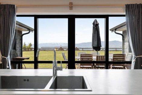 Photo of property in 11 Macmillan Lane, Mount Pisa, Cromwell, 9383