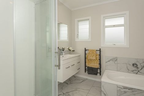 Photo of property in 24 Boswell Street, Te Kamo, Whangarei, 0112