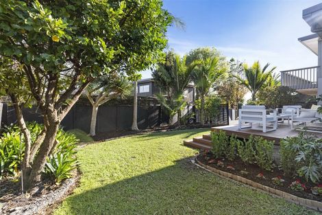 Photo of property in 10 Sanctuary Point, Sunnyhills, Auckland, 2010