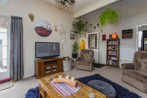 Photo of property in 84 Main North Road, Woodend, 7610