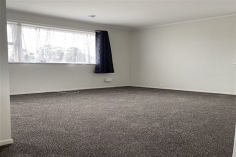 Photo of property in 82 Commodore Drive, Lynfield, Auckland, 1042