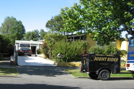 Photo of property in 84 Woodbury Street, Russley, Christchurch, 8042