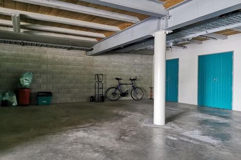 Photo of property in 52c Hawker Street, Mount Victoria, Wellington, 6011