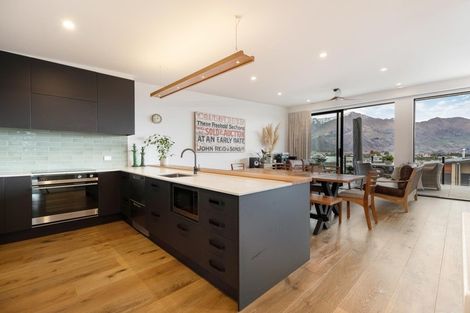 Photo of property in 48 Farrant Drive, Wanaka, 9305