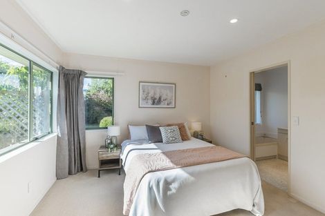 Photo of property in 102 Makarini Street, Paraparaumu, 5032