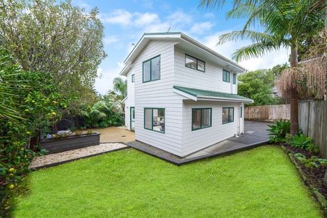 Photo of property in 1/62 Weldene Avenue, Glenfield, Auckland, 0629