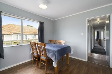 Photo of property in 11 Huntly Street, Foxton, 4814