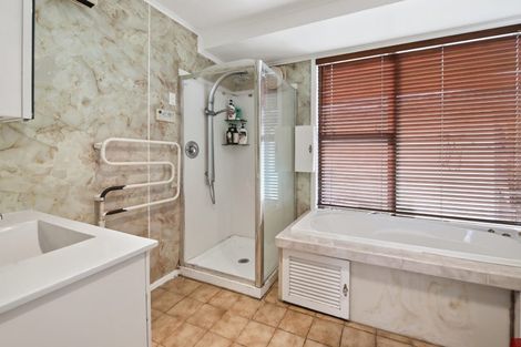 Photo of property in 19 Kotuku Place, Tokoroa, 3420