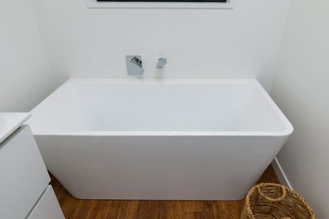 Photo of property in 213a Waikawa Road, Waikawa, Picton, 7220