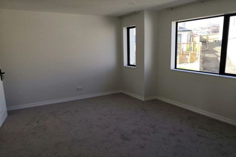 Photo of property in 27 Lawson Creek Street, Massey, Auckland, 0614