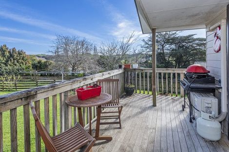 Photo of property in 11 View Street, Maungaturoto, 0520