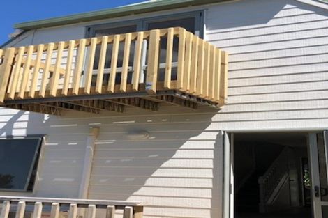 Photo of property in 4/102b Manuka Road, Bayview, Auckland, 0629