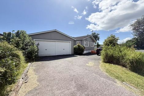 Photo of property in 12 Fiesta Drive, Half Moon Bay, Auckland, 2012