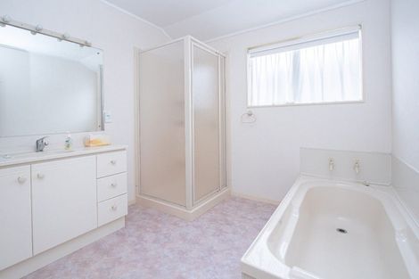 Photo of property in 9 Ben Lomond Place, Nawton, Hamilton, 3200