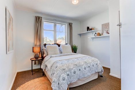 Photo of property in 29 Manuka Street, Castlecliff, Whanganui, 4501