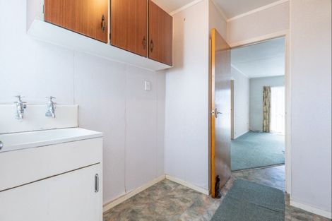 Photo of property in 28a Moulton Street, Moturoa, New Plymouth, 4310