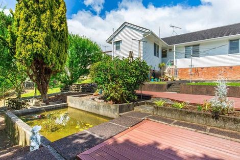 Photo of property in 8 Wyman Place, Pakuranga Heights, Auckland, 2010