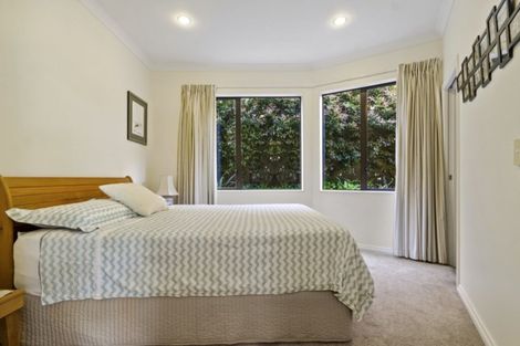 Photo of property in 44 Grammar School Road, Pakuranga, Auckland, 2010