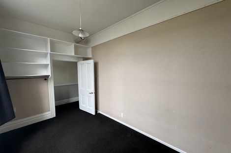 Photo of property in 2a Russell Terrace, Newtown, Wellington, 6021