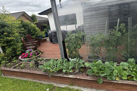 Photo of property in 24 Cleveland Heights, Kelvin Grove, Palmerston North, 4414