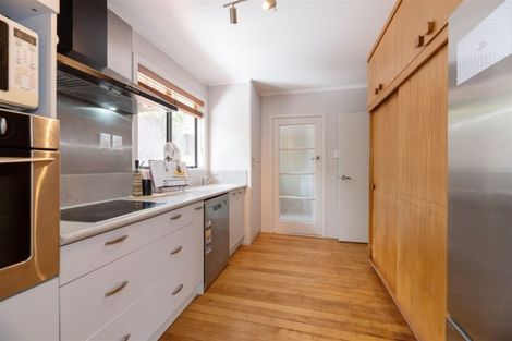 Photo of property in 1/80 Bond Crescent, Forrest Hill, Auckland, 0620