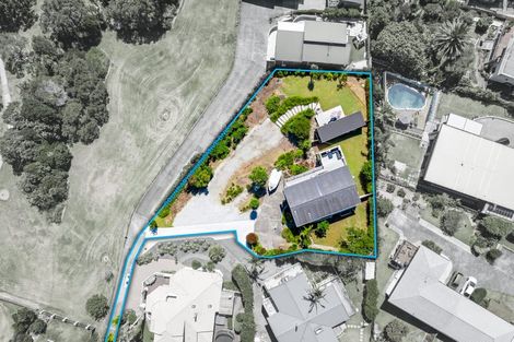 Photo of property in 44 Amorino Drive, Red Beach, 0932