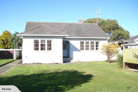 Photo of property in 23 Savage Crescent, West End, Palmerston North, 4412