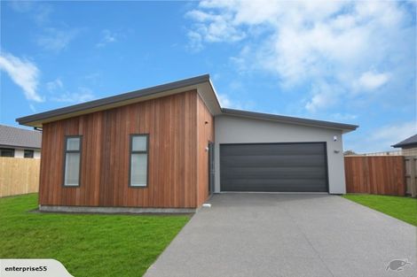 Photo of property in 33 Kingsbridge West, Burwood, Christchurch, 8083