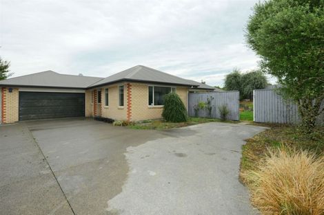Photo of property in 5 Willowview Drive, Redwood, Christchurch, 8051
