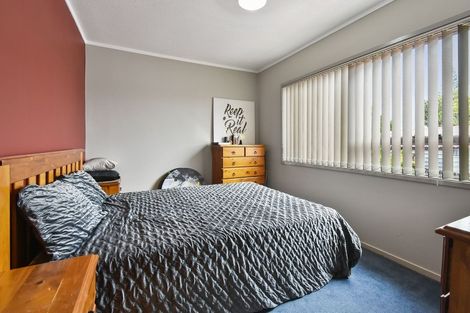 Photo of property in 13 Sunlands Drive, Manurewa, Auckland, 2102