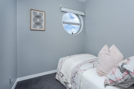 Photo of property in Ocean Breeze Apts, 23107/87 Clyde Road, Browns Bay, Auckland, 0630
