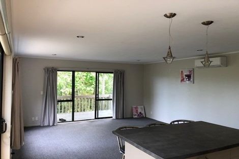 Photo of property in 1/42 Woodlands Crescent, Browns Bay, Auckland, 0630