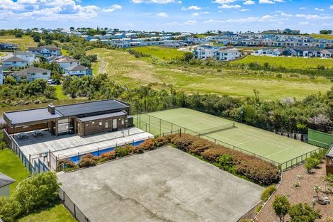 Photo of property in 7 Discovery Drive, Gulf Harbour, Whangaparaoa, 0930