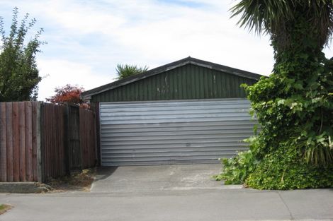 Photo of property in 2 Pembroke Street, Avondale, Christchurch, 8061