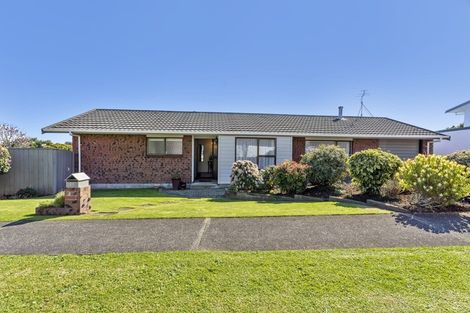Photo of property in 20 Fairfax Terrace, Frankleigh Park, New Plymouth, 4310