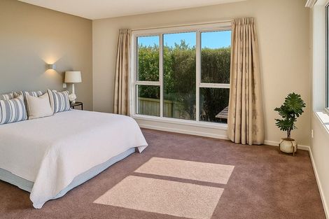 Photo of property in 107 Endeavour Drive, Whitby, Porirua, 5024