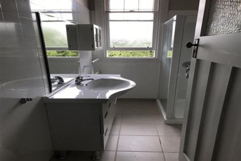 Photo of property in 18 Lachlan Avenue, North Dunedin, Dunedin, 9016