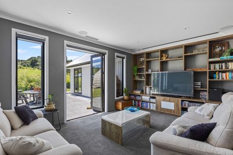 Photo of property in 1164 Weranui Road, Wainui, Silverdale, 0994