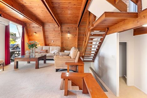 Photo of property in 34 Ferry Parade, Herald Island, Auckland, 0618