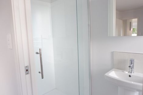 Photo of property in 4/5 Helena Road, Hillcrest, Hamilton, 3216