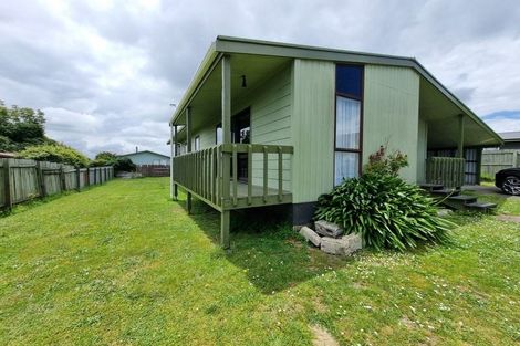 Photo of property in 10 Cedar Place, Owhata, Rotorua, 3010