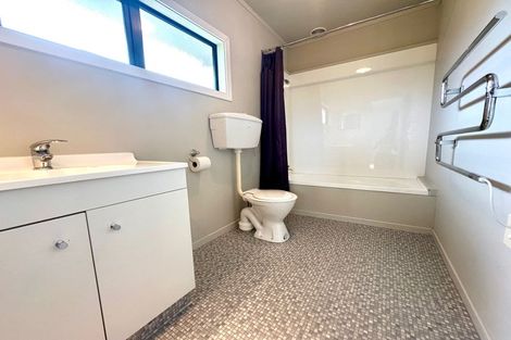 Photo of property in 12 Suffolk Place, Balclutha, 9230