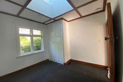 Photo of property in 21a Putnam Street, Northland, Wellington, 6012